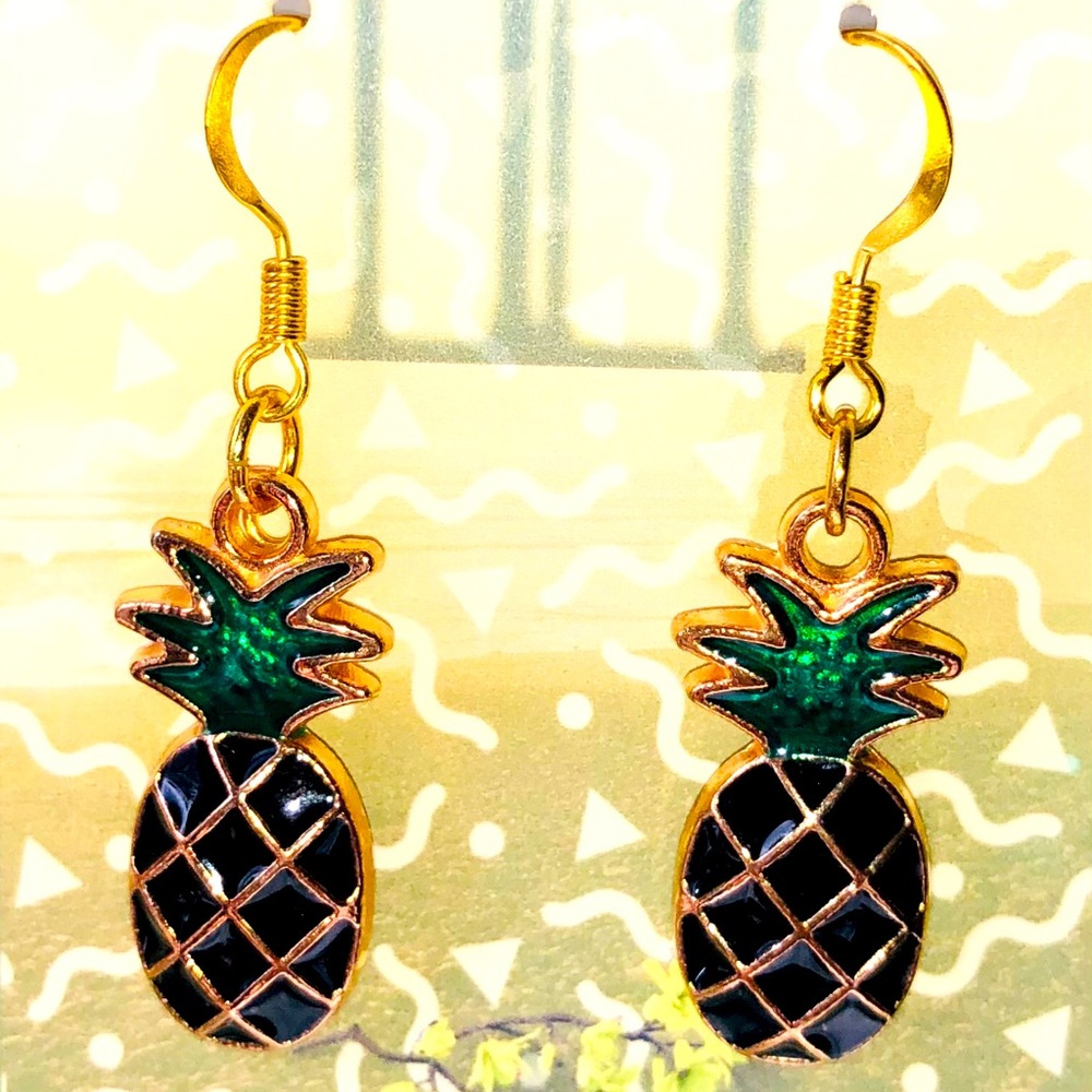 Black Pineapple Earrings